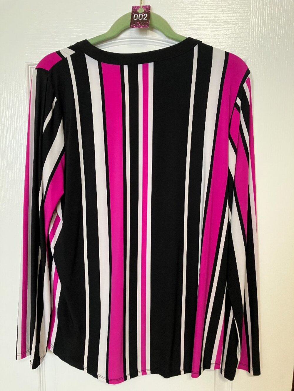 LADIES BLOUSE - Picture 2 of 2